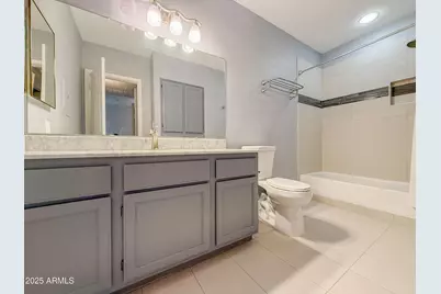 750 E Northern Avenue #Unit 2030, Phoenix, AZ 85020 - Photo 14