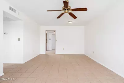 13221 N 110th Avenue, Sun City, AZ 85351 - Photo 8