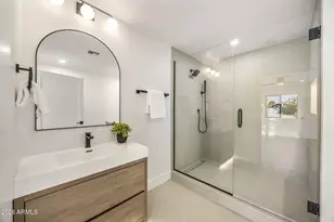 5129 E Voltaire Ave, Scottsdale, AZ 85254 - Photo 28