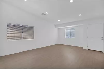 6825 N 81st Lane, Glendale, AZ 85303 - Photo 30