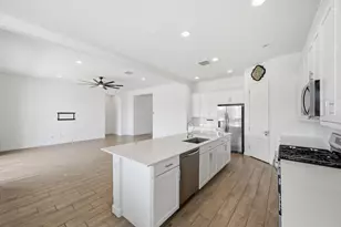 4323 N 92nd Dr, Phoenix, AZ 85037 - Photo 8