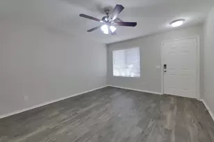 13962 N 132nd Ln, Surprise, AZ 85379 - Photo 2