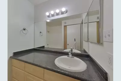 1880 E Morten Avenue, Phoenix, AZ 85020 - Photo 12