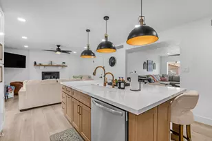 1026 E Concorda Dr, Tempe, AZ 85282 - Photo 26