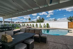 1026 E Concorda Dr, Tempe, AZ 85282 - Photo 6