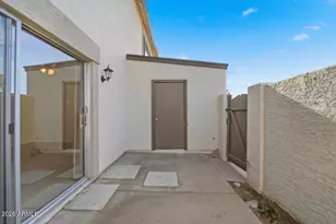 4114 E Union Hills Dr, Phoenix, AZ 85050 - Photo 46