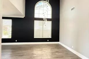 3204 W Lynne Ln, Phoenix, AZ 85041 - Photo 20