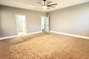 3204 W Lynne Ln, Phoenix, AZ 85041 - Photo 36