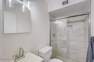 6310 W Berridge Ln, Glendale, AZ 85301 - Photo 16