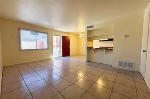4029 W Mesquite Ln, Phoenix, AZ 85019 - Photo 4