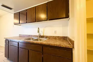 4029 W Mesquite Ln, Phoenix, AZ 85019 - Photo 6