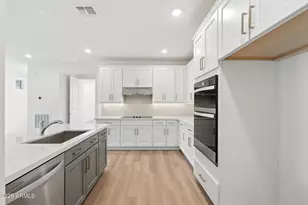 2121 W Sonoran Desert Dr, Phoenix, AZ 85085 - Photo 4