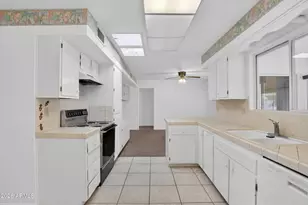 10317 W Andover Ave, Sun City, AZ 85351 - Photo 8