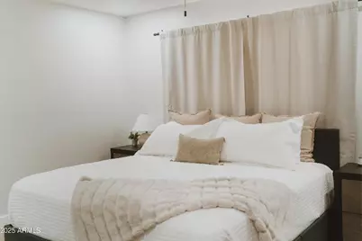 8737 E Rose Lane, Scottsdale, AZ 85250 - Photo 18