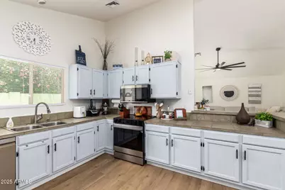 19230 N 5th Street, Phoenix, AZ 85024 - Photo 16