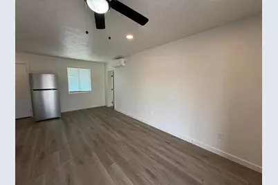 1027 E Dunlap Avenue #Apt 3, Phoenix, AZ 85020 - Photo 4