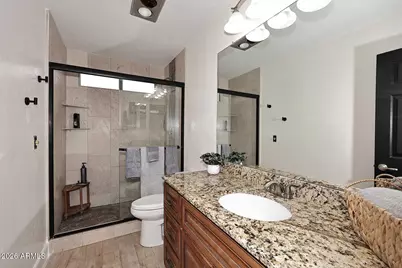 514 E Glencove Street, Mesa, AZ 85203 - Photo 14