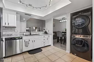 9450 N 94th Pl, Scottsdale, AZ 85258 - Photo 8