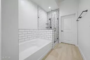 945 E Playa Del Norte Dr, Tempe, AZ 85288 - Photo 16