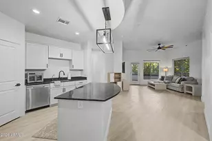 945 E Playa Del Norte Dr, Tempe, AZ 85288 - Photo 8