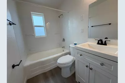 1027 E Dunlap Avenue #Apt 4, Phoenix, AZ 85020 - Photo 8