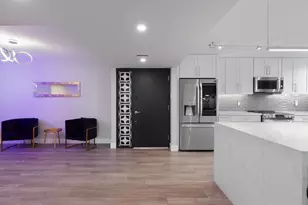 6502 N Central Ave, Phoenix, AZ 85012 - Photo 2