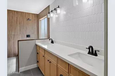 21914 N 74th Lane, Glendale, AZ 85310 - Photo 16