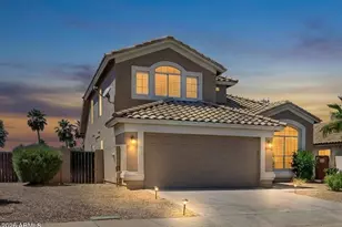 21914 N 74th Ln, Glendale, AZ 85310 - Photo 2