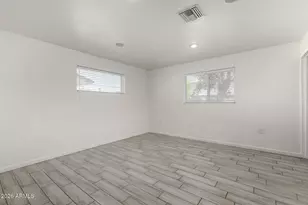 136 E Palmcroft Dr, Tempe, AZ 85282 - Photo 28