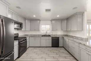 136 E Palmcroft Dr, Tempe, AZ 85282 - Photo 18