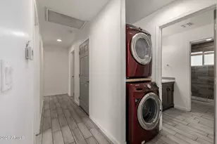 136 E Palmcroft Dr, Tempe, AZ 85282 - Photo 40