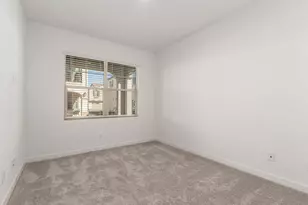 4054 E Amoroso Dr, Gilbert, AZ 85296 - Photo 16