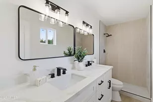 2211 W Windrose Dr, Phoenix, AZ 85029 - Photo 8