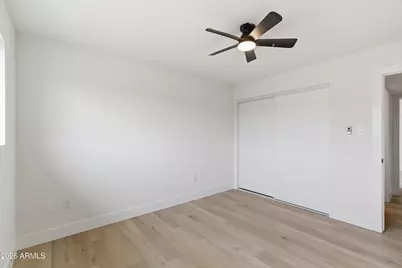 2211 W Windrose Drive, Phoenix, AZ 85029 - Photo 18