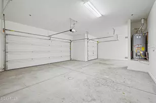 21254 W Hubbell St, Buckeye, AZ 85396 - Photo 28