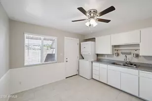 4819 E Cambridge Ave, Phoenix, AZ 85008 - Photo 30