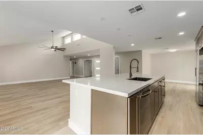 10225 E Spring Creek Road, Sun Lakes, AZ 85248 - Photo 14