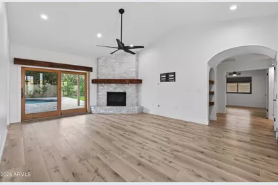 1365 N Lakeshore Drive, Chandler, AZ 85226 - Photo 8