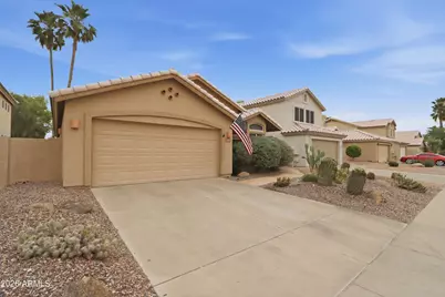 1075 N Saguaro Street, Chandler, AZ 85224 - Photo 2