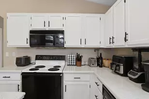 1075 N Saguaro St, Chandler, AZ 85224 - Photo 14