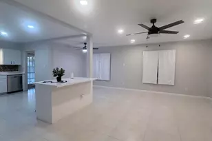 2332 E Flower St, Phoenix, AZ 85016 - Photo 8