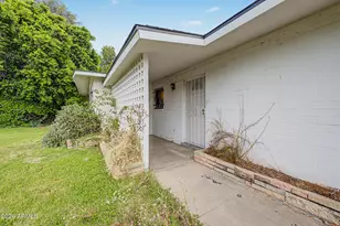5041 N 34th St, Phoenix, AZ 85018 - Photo 2