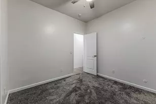 20944 N 94th Ln, Peoria, AZ 85382 - Photo 6