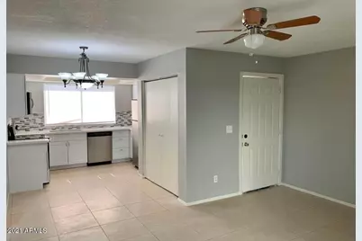 1542 W Sahuaro Drive #Apt 4, Phoenix, AZ 85029 - Photo 8