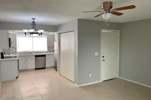 1542 W Sahuaro Dr, Phoenix, AZ 85029 - Photo 8