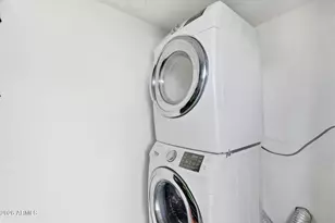 2103 N Silverton St, Mesa, AZ 85203 - Photo 30