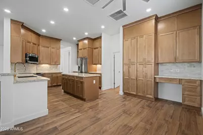 14143 N 90th Lane, Peoria, AZ 85381 - Photo 4
