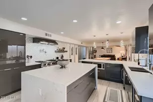 8650 E Via De La Escuela St, Scottsdale, AZ 85258 - Photo 34