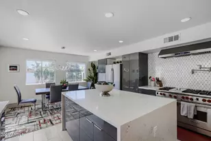 8650 E Via De La Escuela St, Scottsdale, AZ 85258 - Photo 36