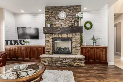 3019 S Larkspur Street, Gilbert, AZ 85295 - Photo 6